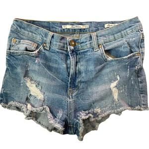 Leara’s Premium Denimwear Short Shorts Booty 2” inseam Women’s Size 4 Distressed